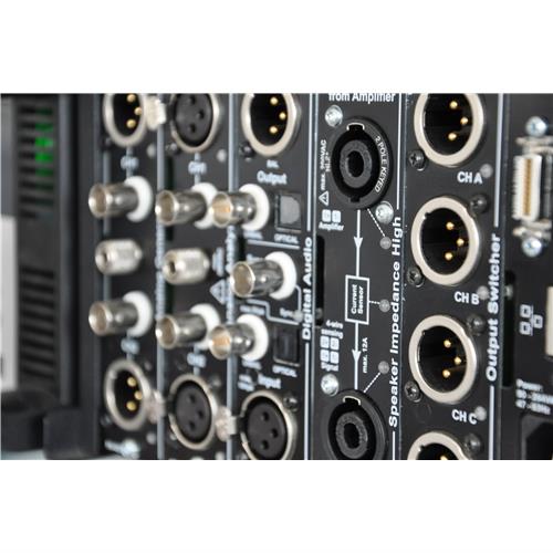 NTi Audio FLEXUS FX100 Audio Analyzer