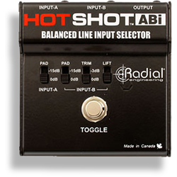 Radial HOTSHOT ABI - Mic & line switcher, 2 XLR-F inputs and 1 XLR-M output. Balanced 